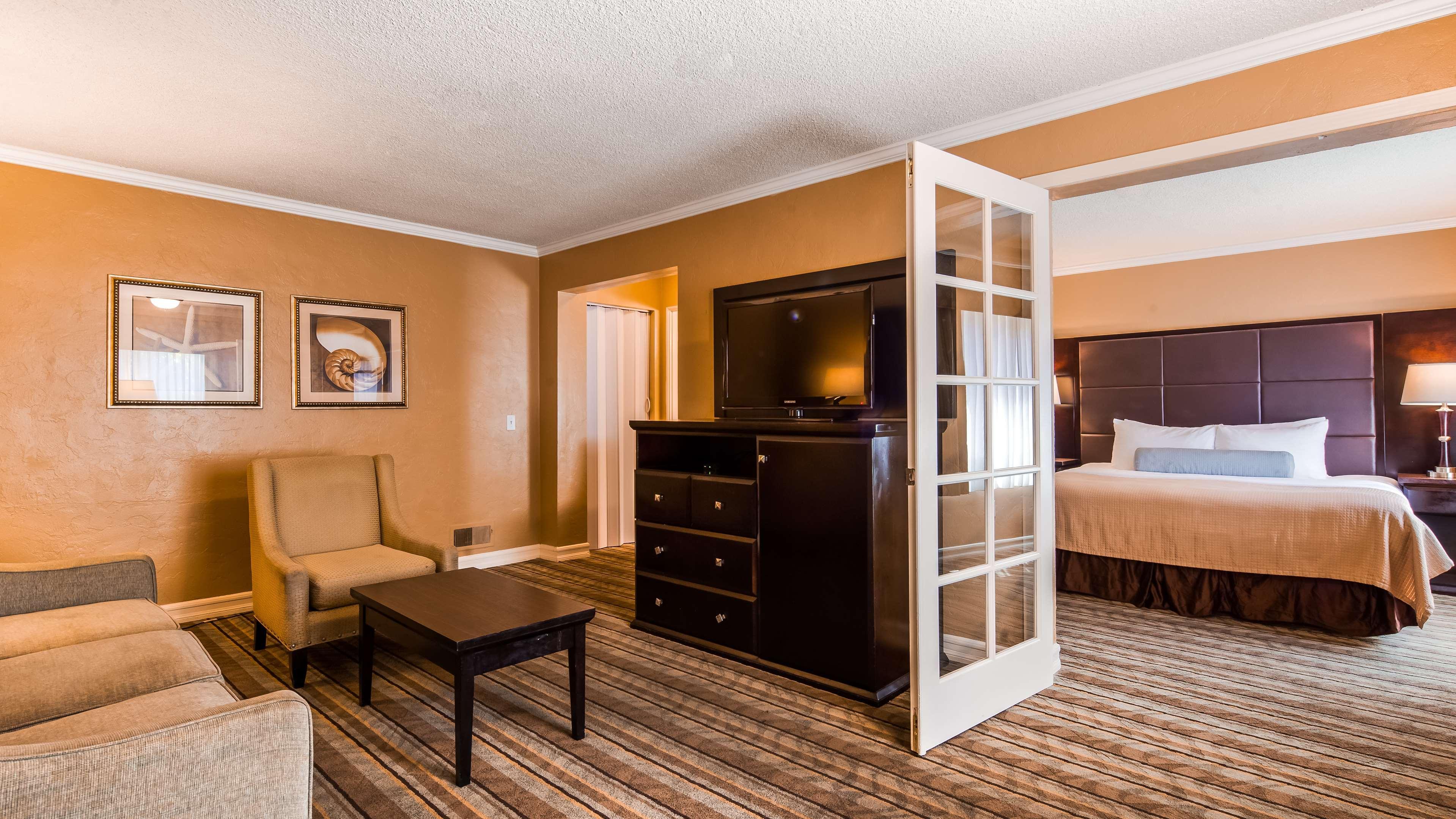 Best Western Carmel'S Town House Lodge Exterior foto